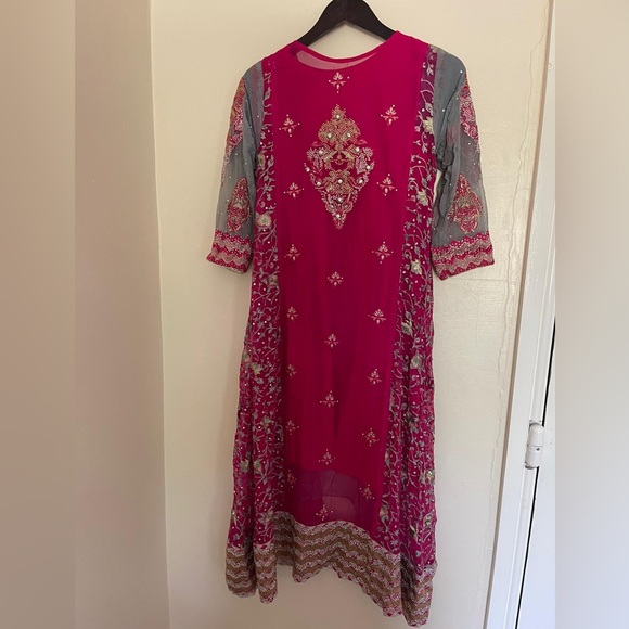 pink pakistani formal dress - Picture 8 of 8